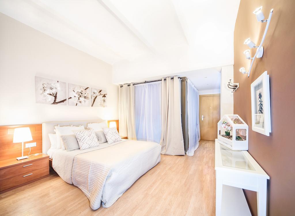 Loft And Flat *